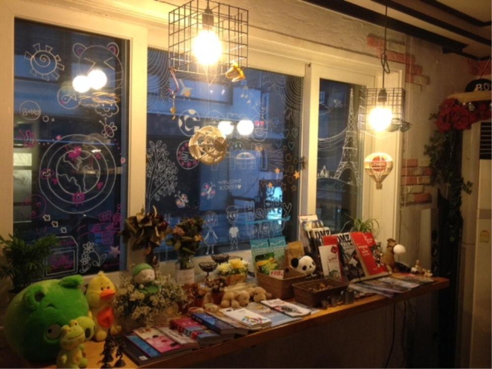 Comeinn Guesthouse Hongdae - Female Only Seul Exterior foto