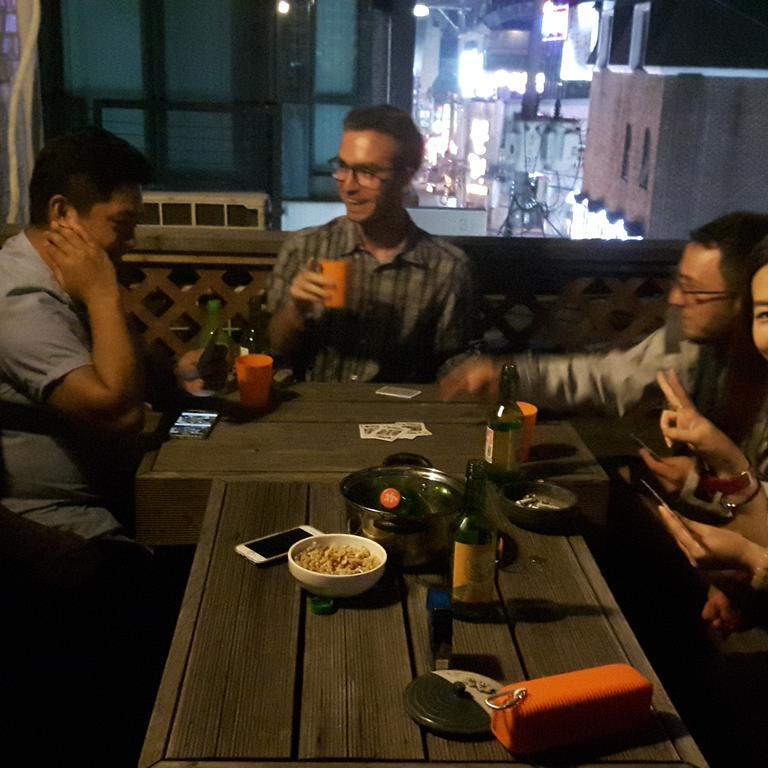 Comeinn Guesthouse Hongdae - Female Only Seul Exterior foto