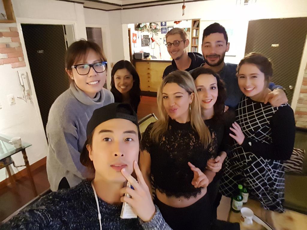 Comeinn Guesthouse Hongdae - Female Only Seul Exterior foto