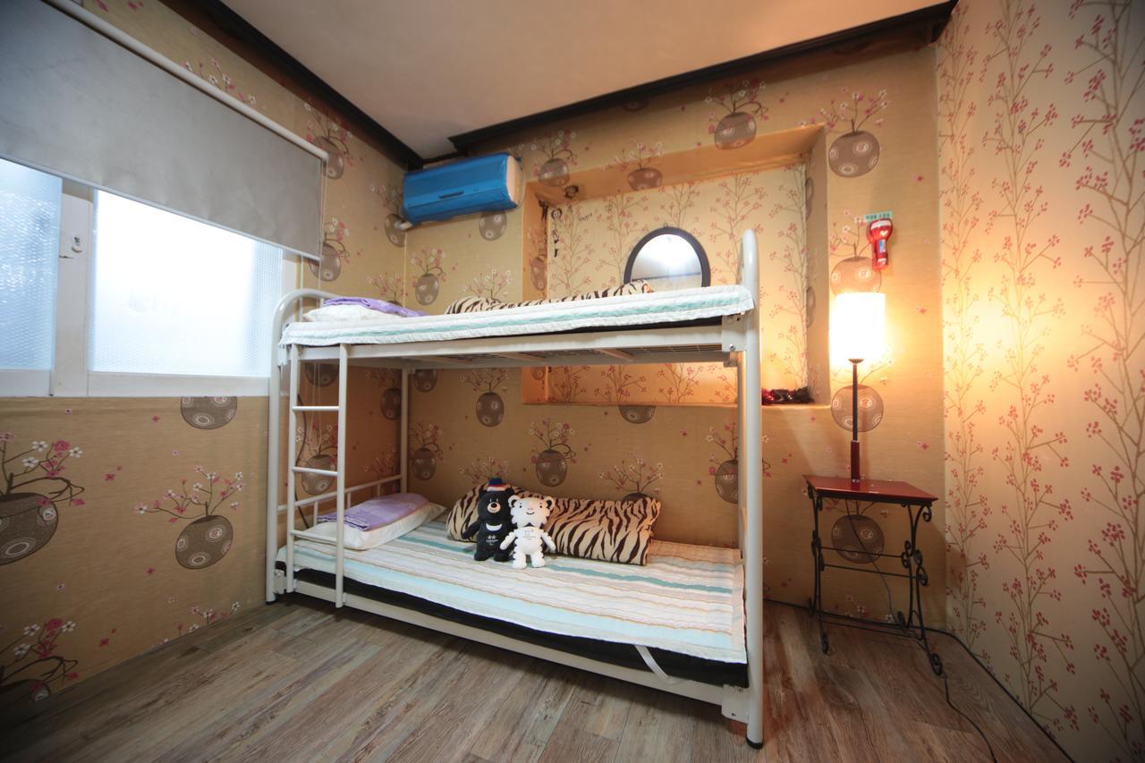 Comeinn Guesthouse Hongdae - Female Only Seul Exterior foto