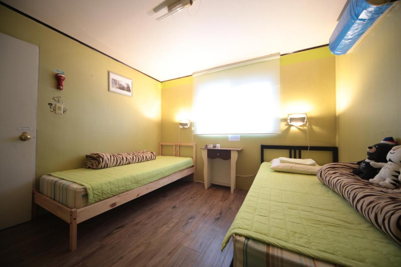 Comeinn Guesthouse Hongdae - Female Only Seul Exterior foto