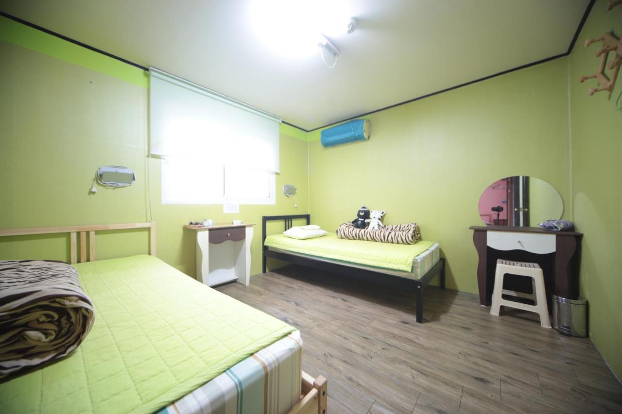 Comeinn Guesthouse Hongdae - Female Only Seul Exterior foto