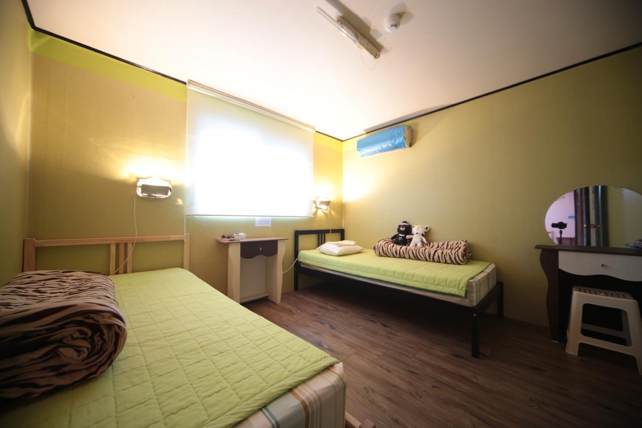Comeinn Guesthouse Hongdae - Female Only Seul Exterior foto
